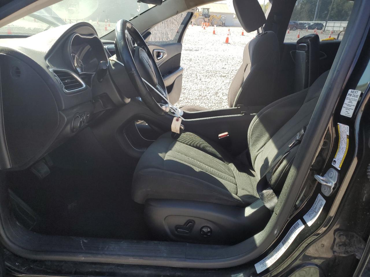 2016 Chrysler 200 Limited VIN: 1C3CCCAB2GN127596 Lot: 81916665