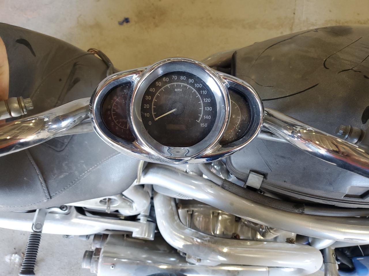 2004 Harley-Davidson Vrsca VIN: 1HD1HAZ164K809400 Lot: 84890015