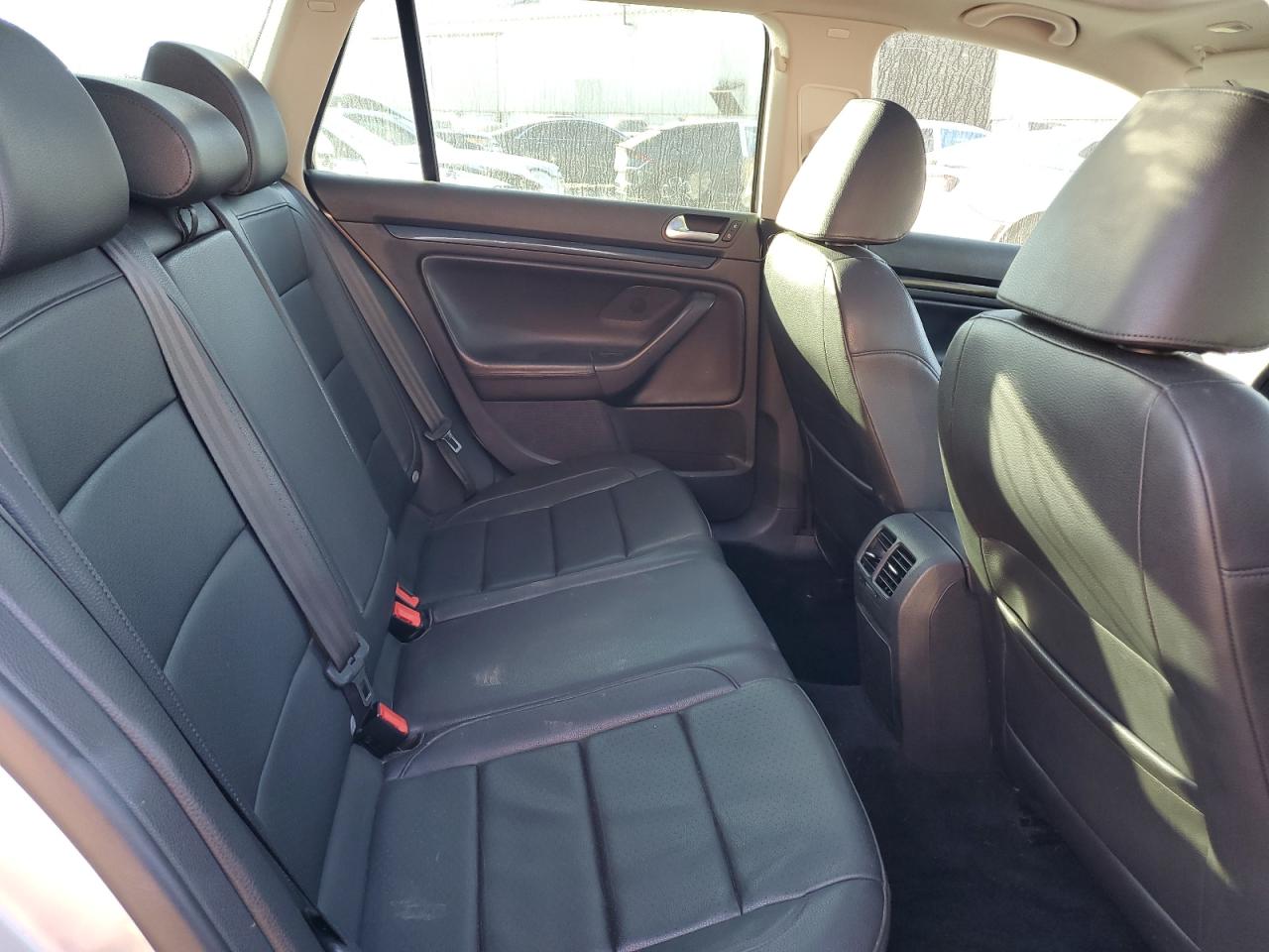 2012 Volkswagen Jetta Tdi VIN: 3VWPL7AJ1CM674887 Lot: 71237445