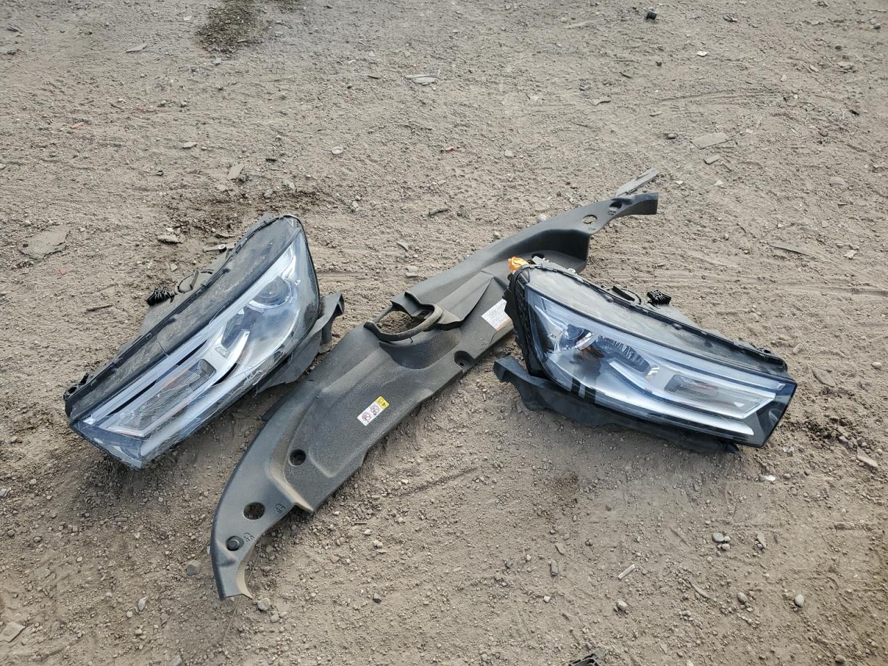 2020 Audi Q5 Premium VIN: WA1ANAFY0L2020180 Lot: 90943745