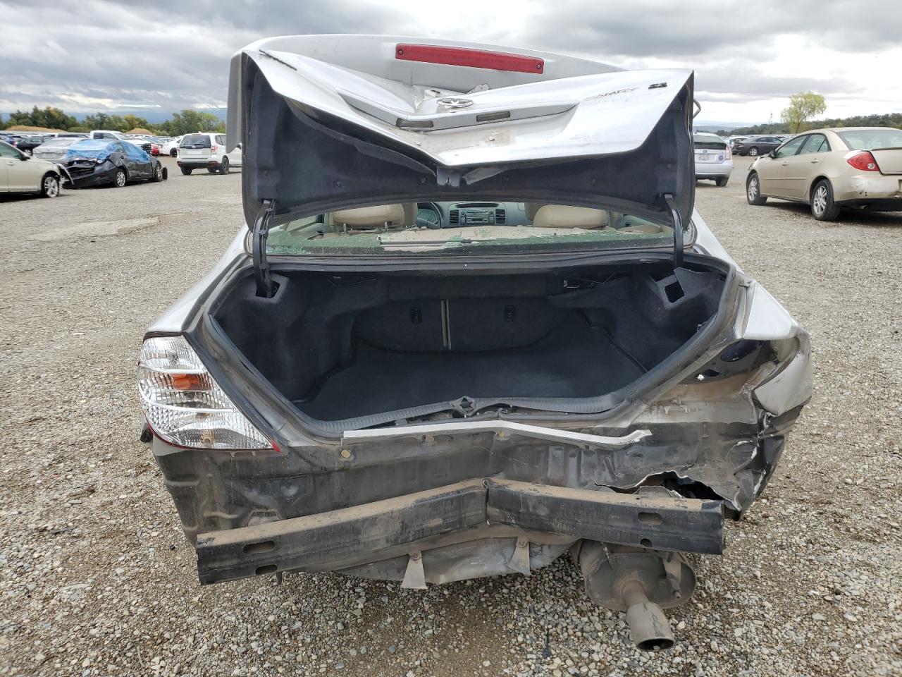 2002 Toyota Camry Le VIN: JTDBE32K920099091 Lot: 84761675