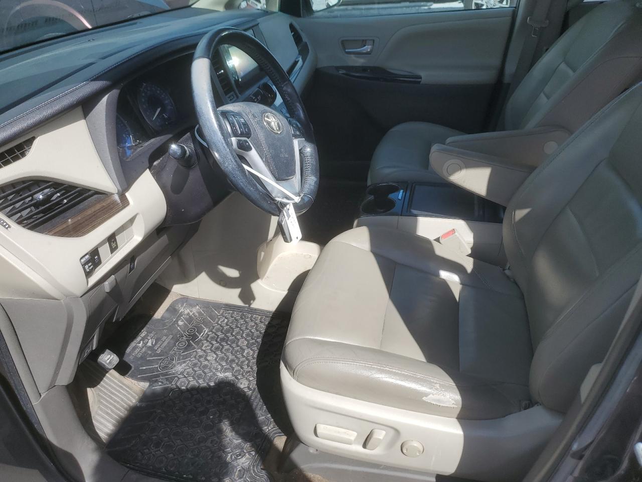 2016 Toyota Sienna Xle VIN: 5TDYK3DC2GS691784 Lot: 86141285