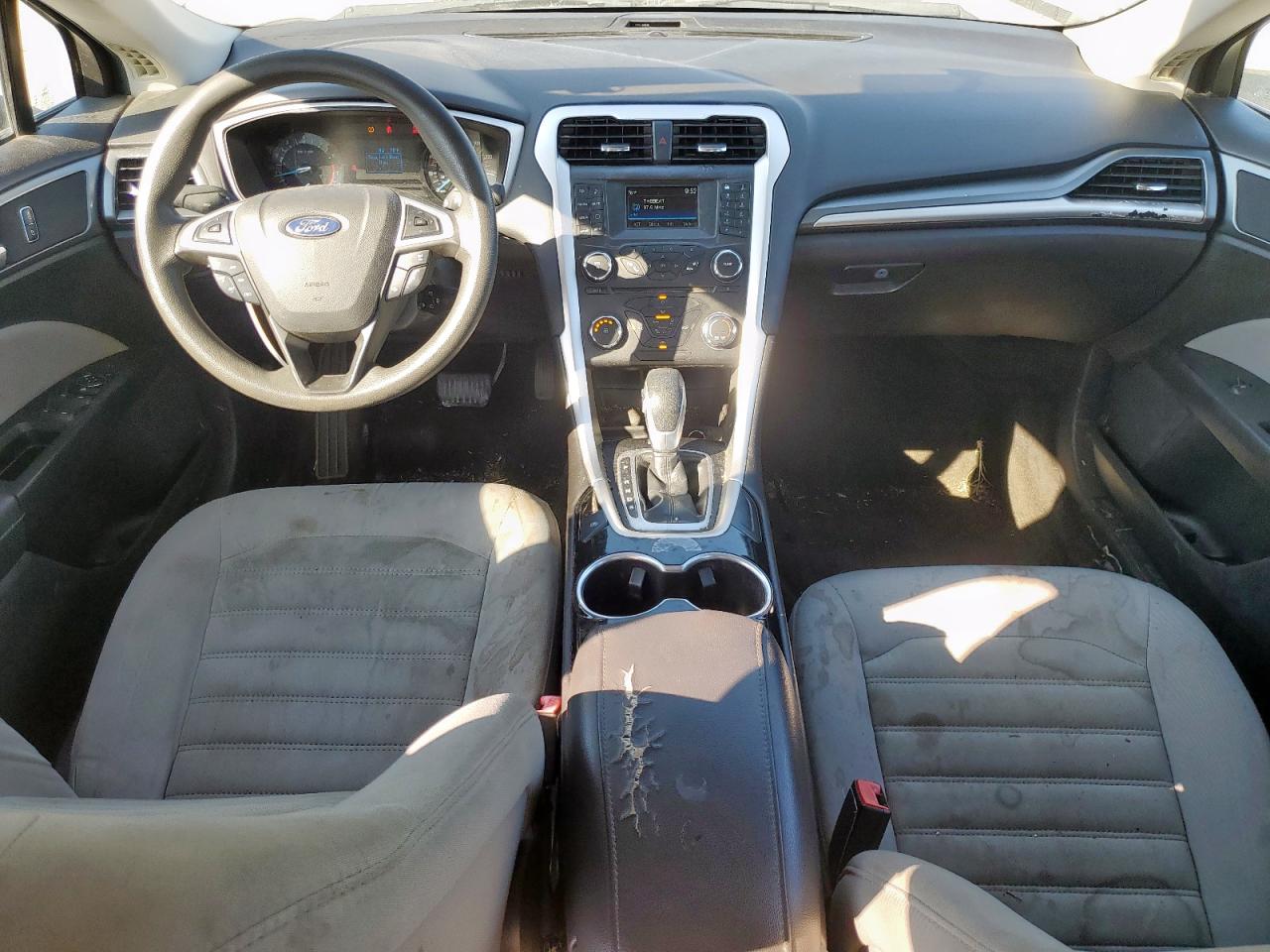 2015 Ford Fusion S VIN: 3FA6P0G77FR228780 Lot: 84291795