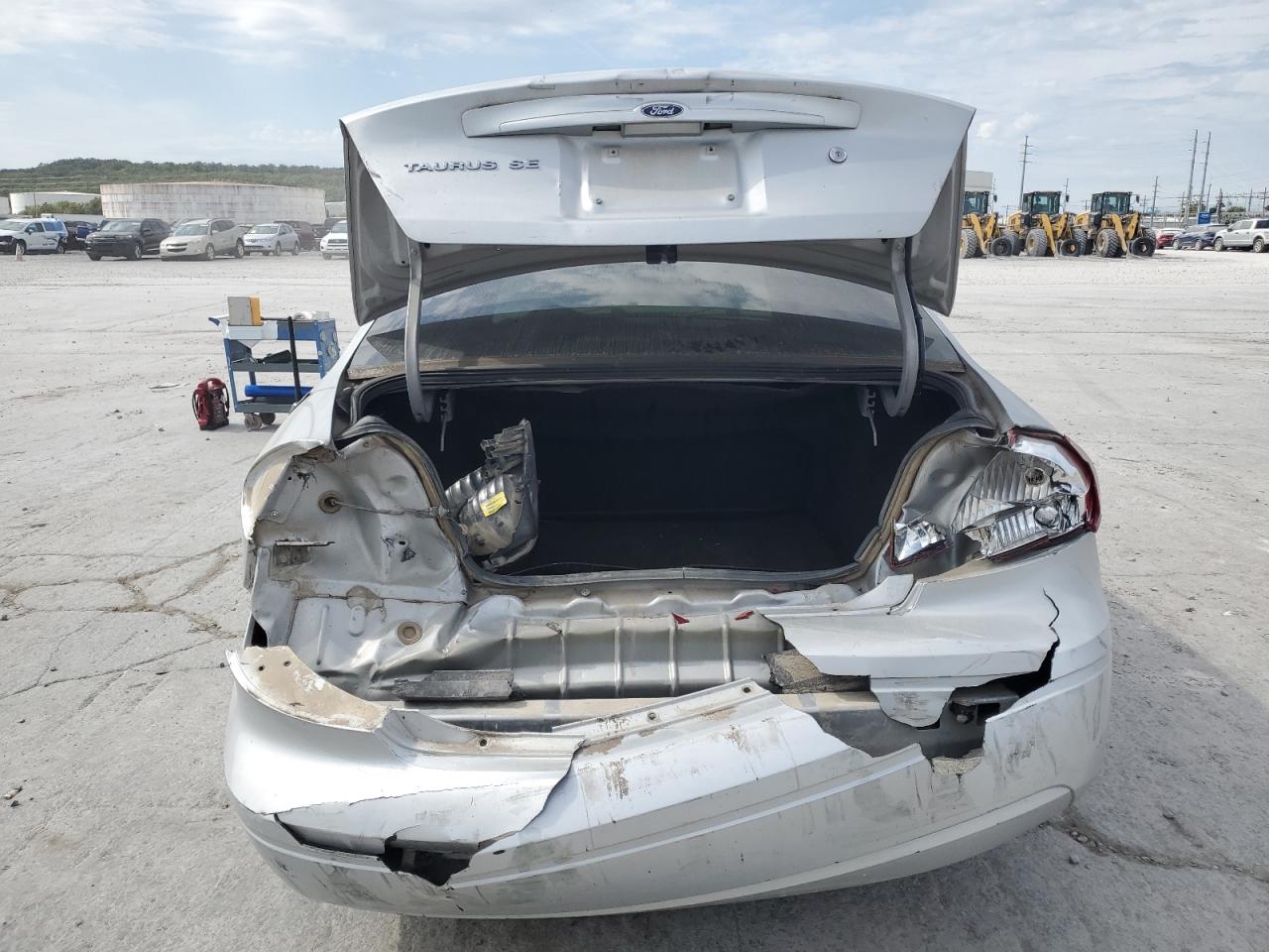 2007 Ford Taurus Se VIN: 1FAFP53U57A154411 Lot: 85720085