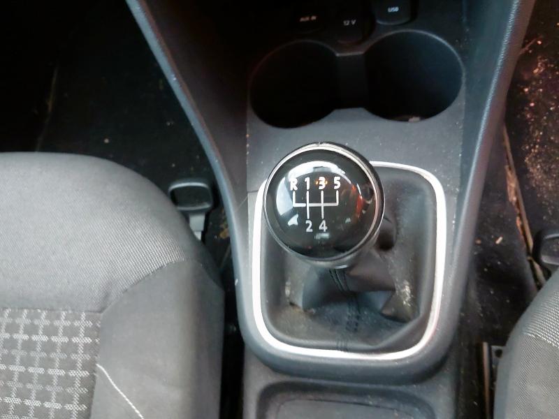 2015 VOLKSWAGEN POLO SE TSI 