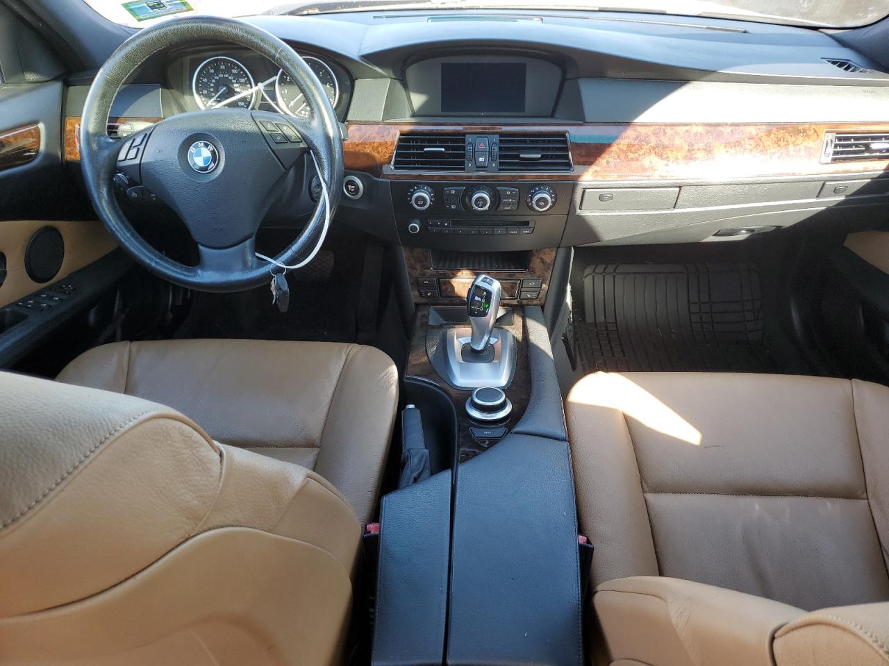 2008 BMW 528 Xi VIN: WBANV13558CZ57509 Lot: 84460885