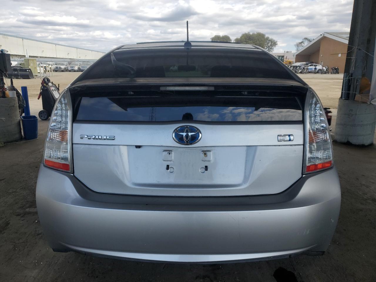 2011 Toyota Prius VIN: JTDKN3DU6B0288604 Lot: 82330405