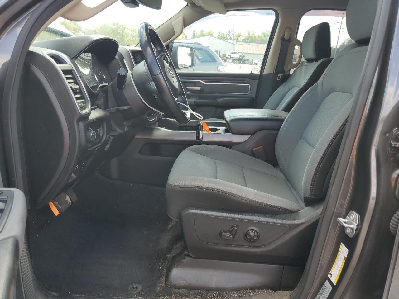 2020 Ram 1500 Big Horn/Lone Star VIN: 1C6SRFBT8LN190640 Lot: 82311375