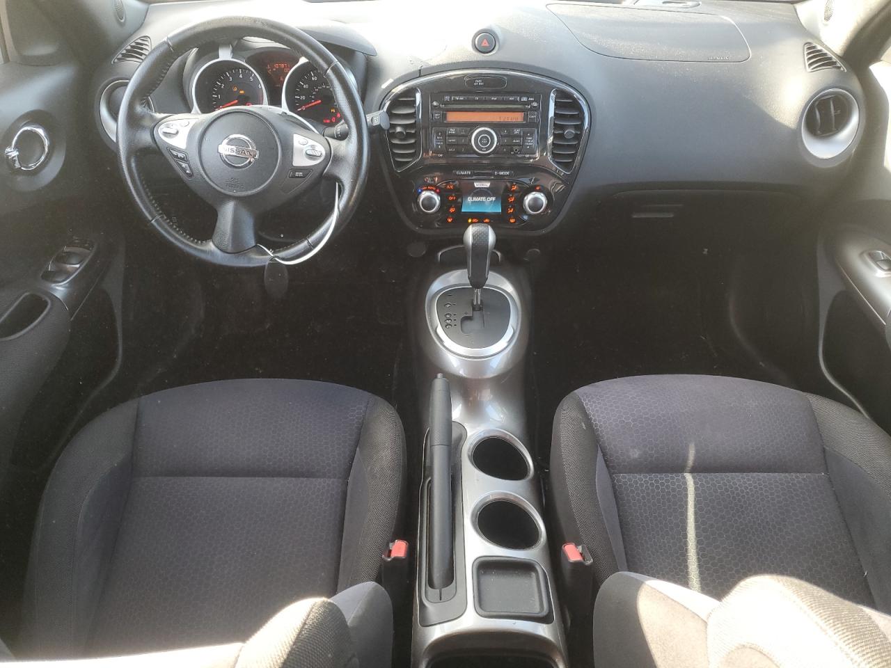 2011 Nissan Juke S VIN: JN8AF5MV3BT027561 Lot: 82470365