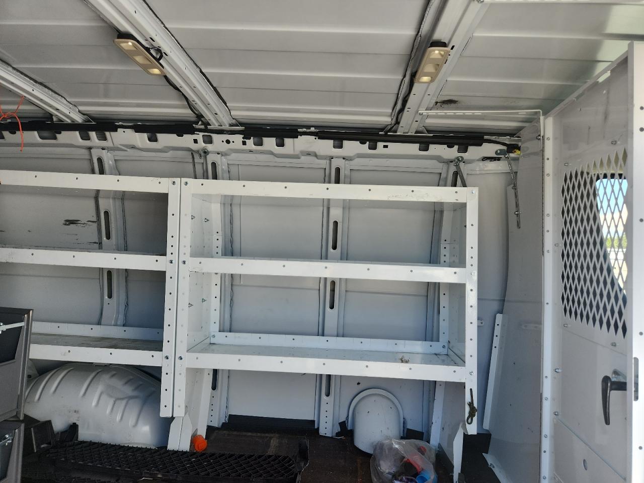 2024 Chevrolet Express G2500 Van VIN: 1GCWGAFP7R1262797 Lot: 87202755