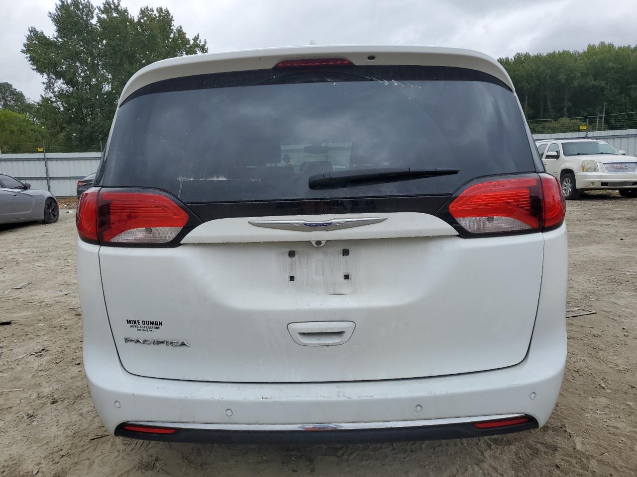 2019 Chrysler Pacifica Touring L VIN: 2C4RC1BG6KR523014 Lot: 82185035