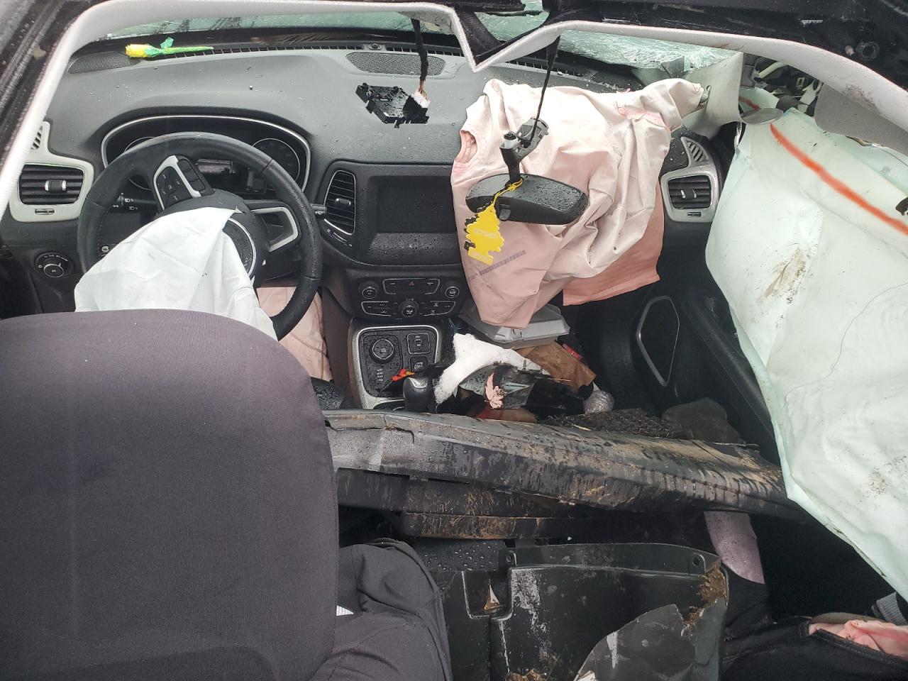 2019 Jeep Compass Latitude VIN: 3C4NJDBB0KT740971 Lot: 89627005