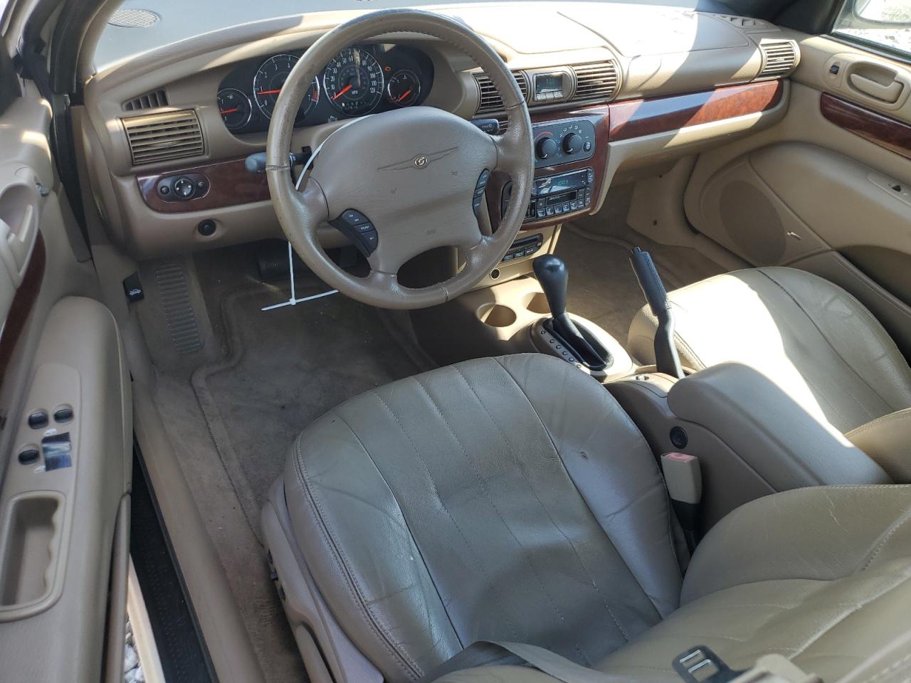 2001 Chrysler Sebring Lxi VIN: 1C3EL55U81N705823 Lot: 82318325