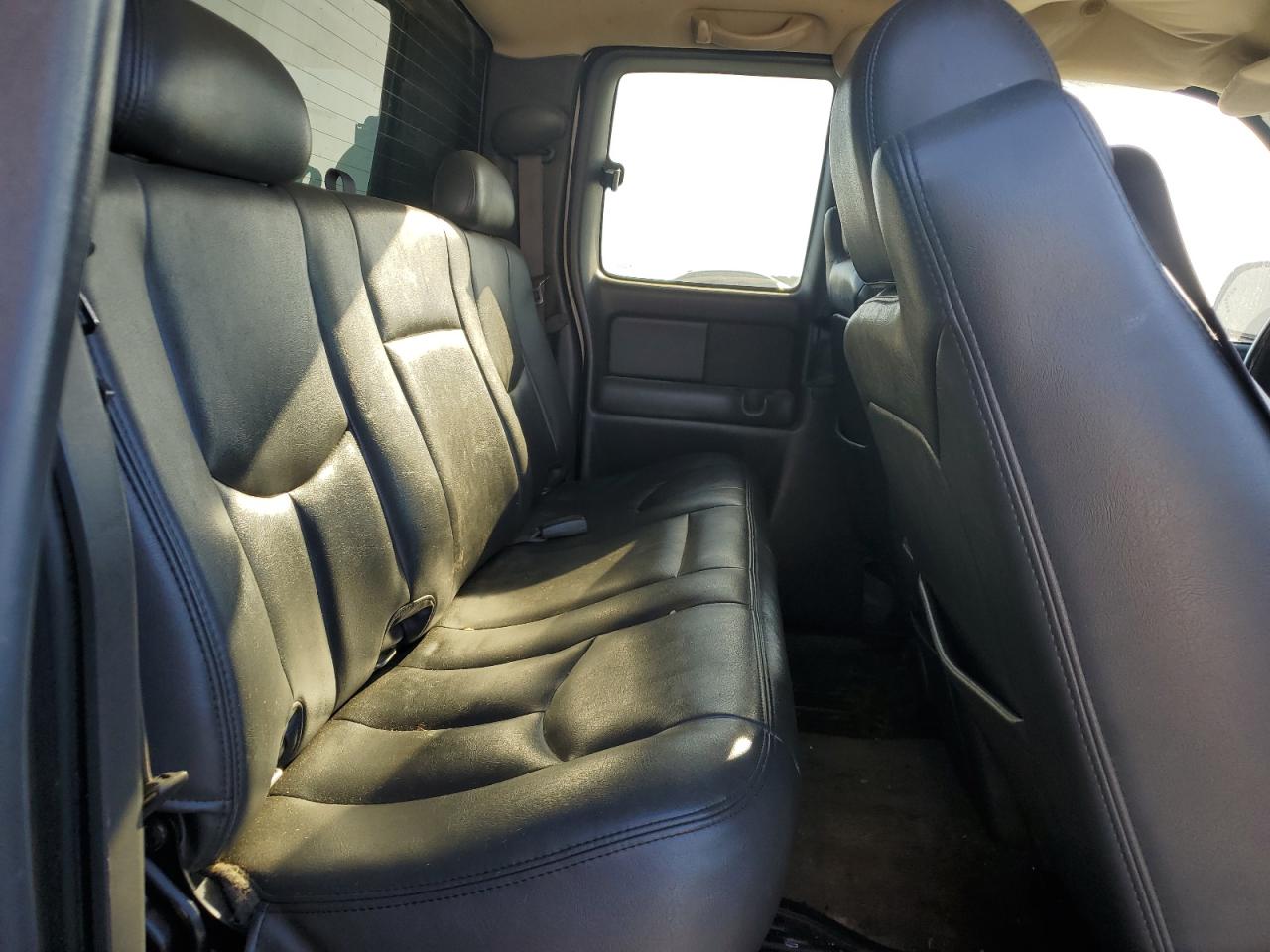 2005 GMC Sierra K2500 Heavy Duty VIN: 1GTHK29U35E101753 Lot: 85080565