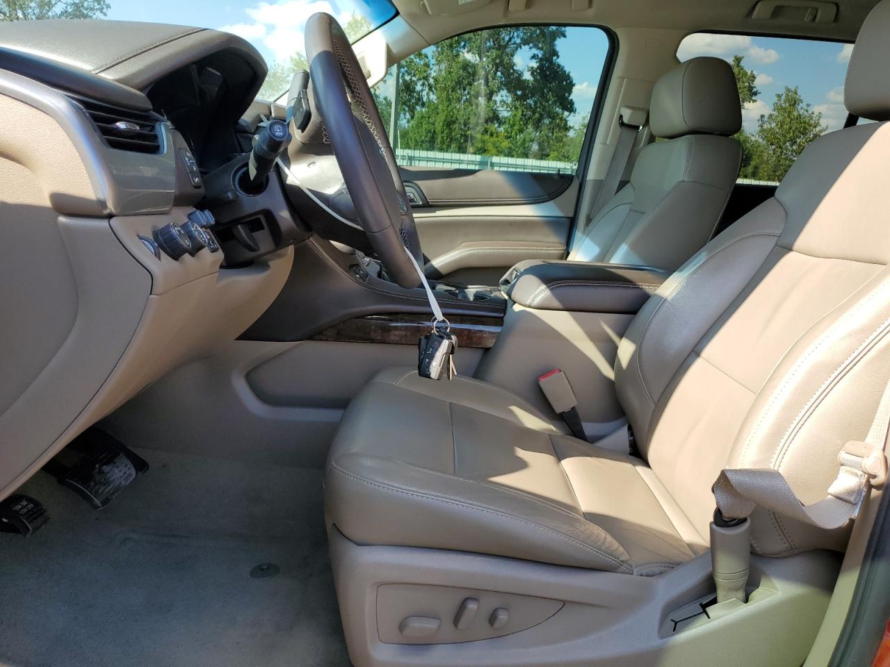 2015 Chevrolet Tahoe K1500 Lt VIN: 1GNSKBKC4FR587837 Lot: 84640165
