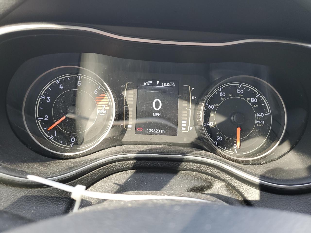 2019 Jeep Cherokee Latitude VIN: 1C4PJLCB4KD114329 Lot: 82506245