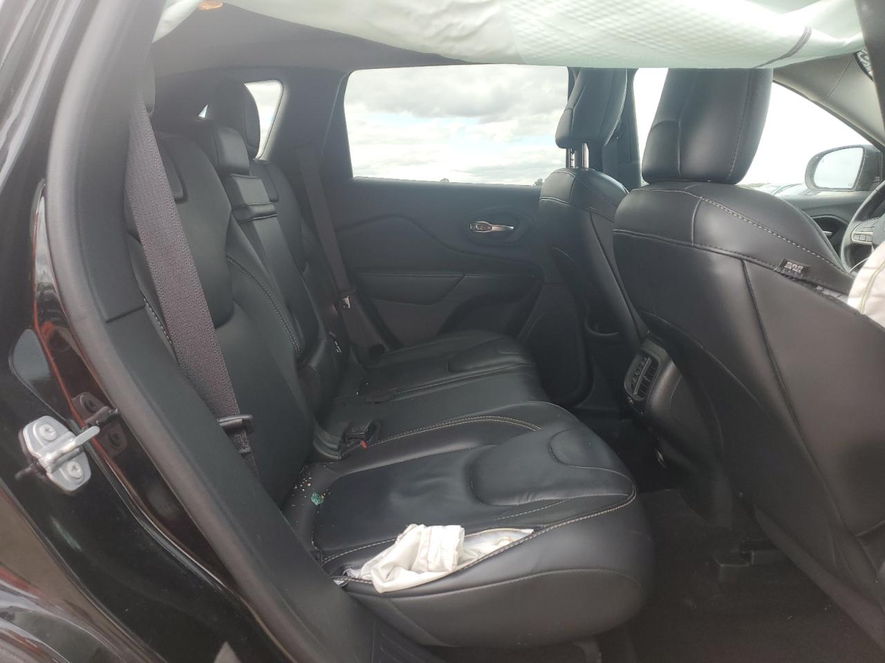 2017 Jeep Cherokee Limited VIN: 1C4PJMDS3HW550008 Lot: 86434195