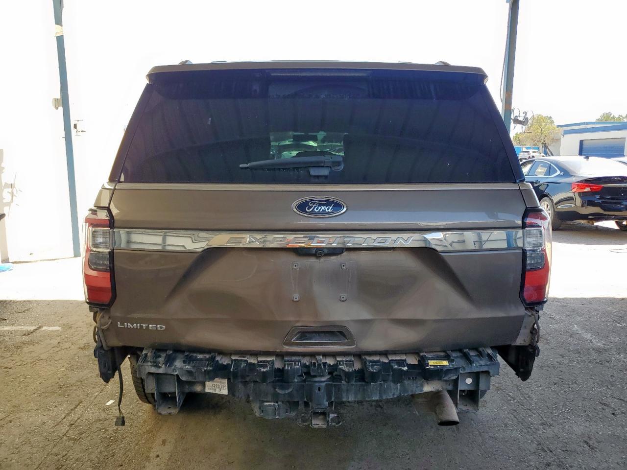 2018 Ford Expedition Limited VIN: 1FMJU1KT6JEA13972 Lot: 83870015
