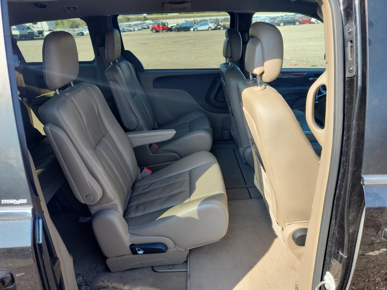 2013 Chrysler Town & Country Touring VIN: 2C4RC1BG4DR694265 Lot: 84774045
