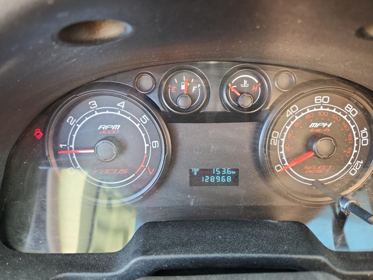 2008 Ford Focus S/Se VIN: 1FAHP34N68W257927 Lot: 84635745