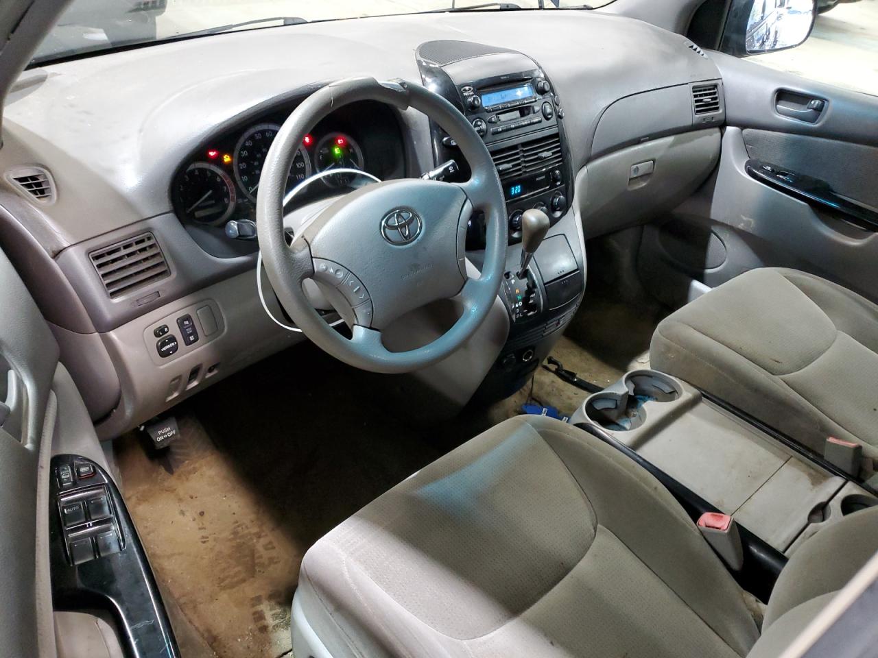 2005 Toyota Sienna Le VIN: 5TDBA23C05S048531 Lot: 84935605