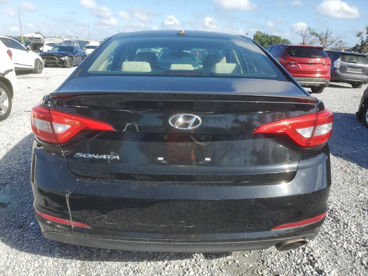 2015 Hyundai Sonata Se VIN: 5NPE24AF0FH119639 Lot: 82334945