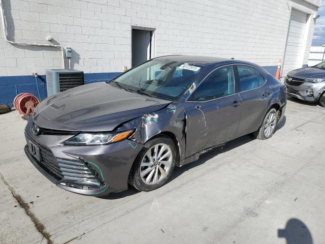 TOYOTA CAMRY LE 2022