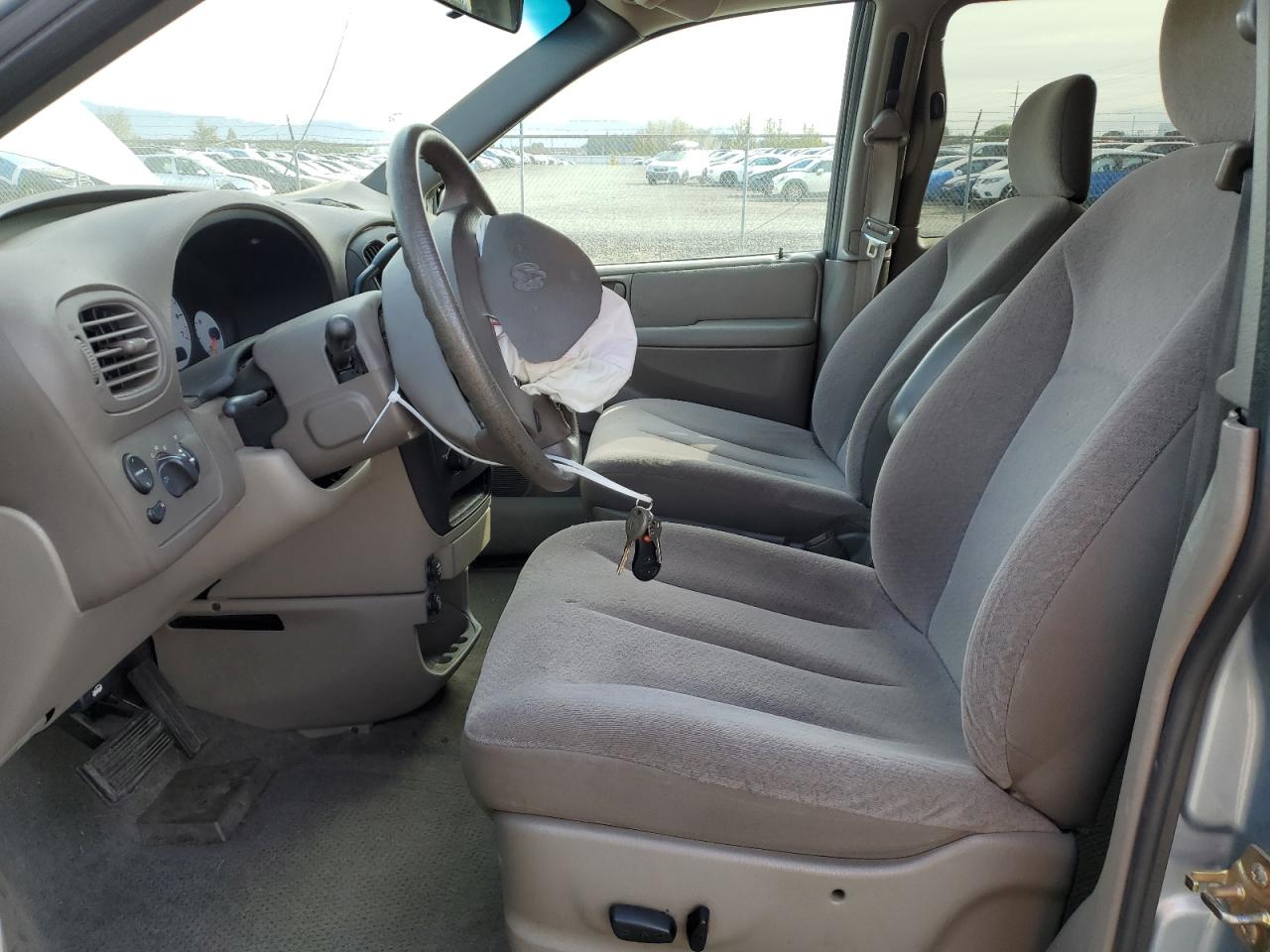 2003 Dodge Grand Caravan Sport VIN: 1D4GP44383B304243 Lot: 84995455