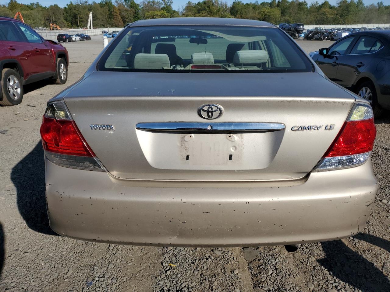 2005 Toyota Camry Le VIN: 4T1BE32K05U522228 Lot: 81995035