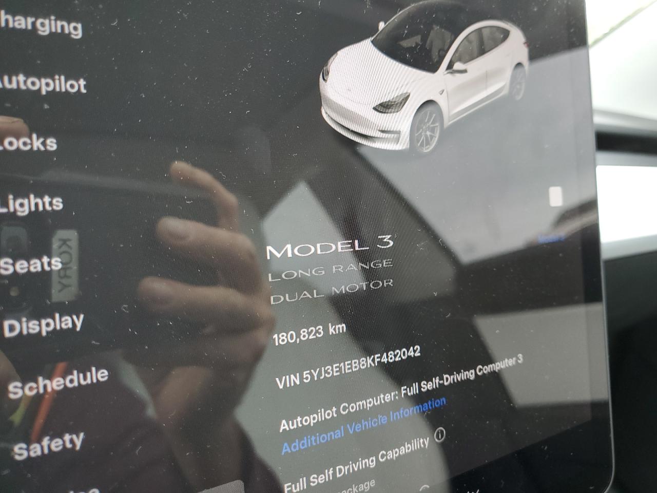 2019 Tesla Model 3 VIN: 5YJ3E1EB8KF482042 Lot: 86870435