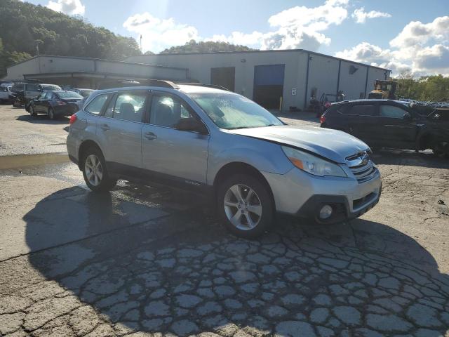  SUBARU OUTBACK 2014 Srebrny