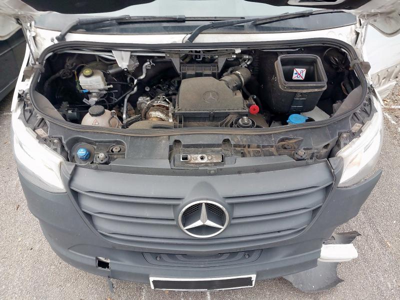 2023 MERCEDES-BENZ SPRINTER 3.5T PROGRESSIVE CHASSIS CAB
