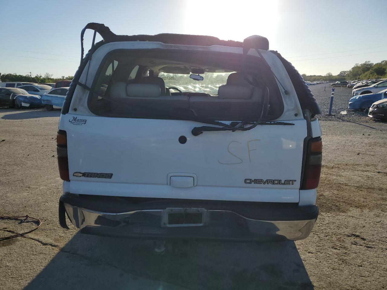 2005 Chevrolet Tahoe C1500 VIN: 1GNEC13T45R111363 Lot: 85571285