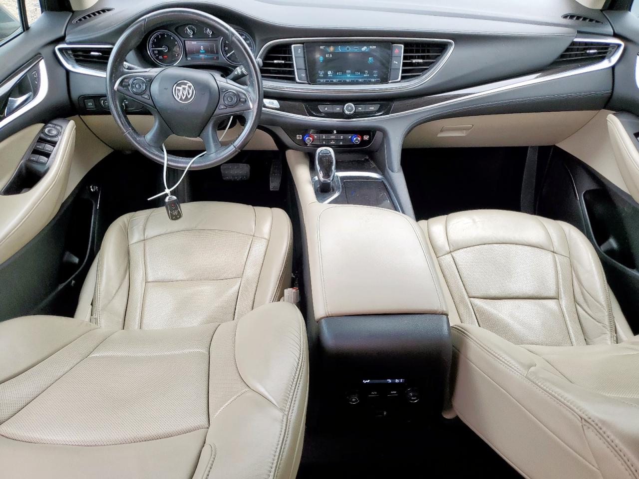 2018 Buick Enclave Essence VIN: 5GAERBKW8JJ173125 Lot: 82333305
