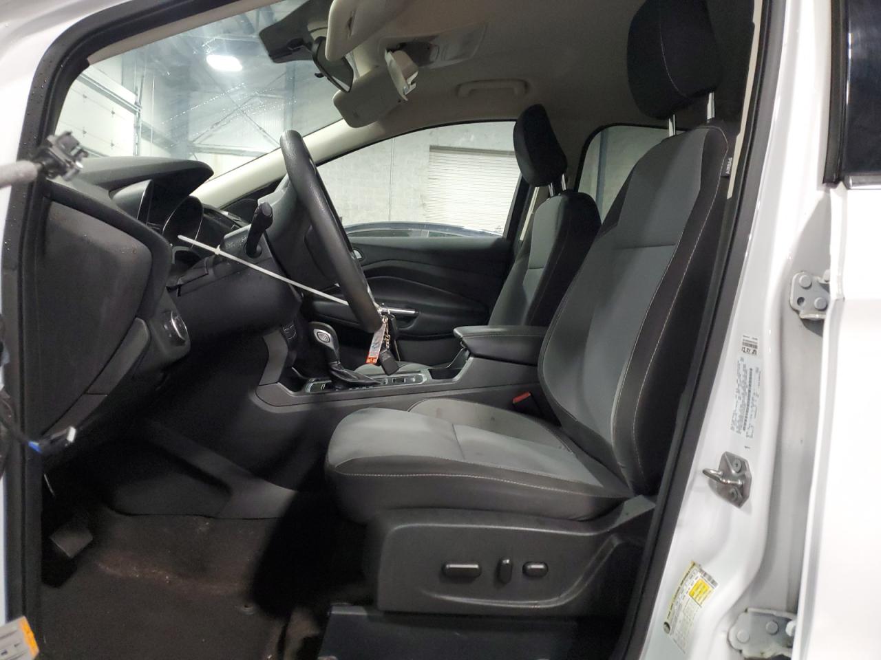 2018 Ford Escape Se VIN: 1FMCU9GDXJUC49586 Lot: 86699655