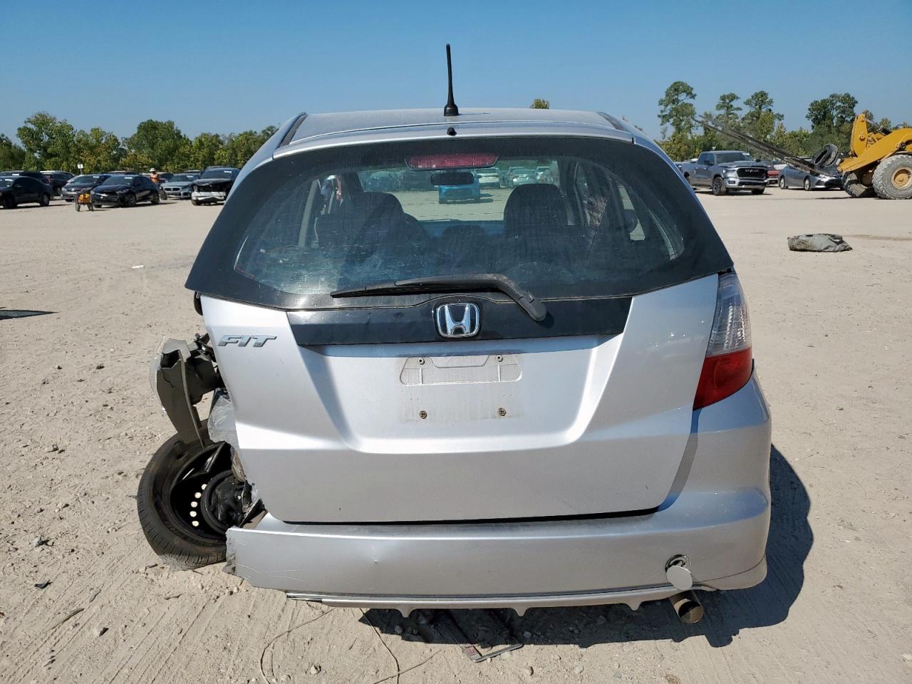 2013 Honda Fit VIN: JHMGE8H30DC082263 Lot: 85116075