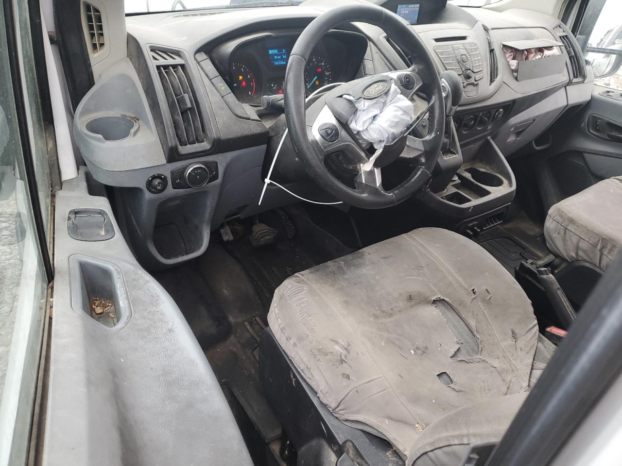 2015 Ford Transit 250 Delivery Van VIN: 1FTYR1ZM1FKA15723 Lot: 89545895