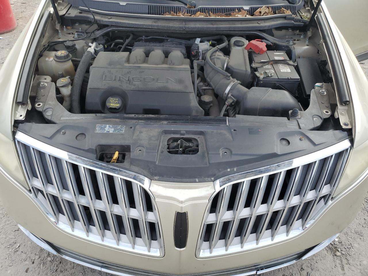 2010 Lincoln Mkt VIN: 2LMHJ5FR8ABJ10748 Lot: 90253625