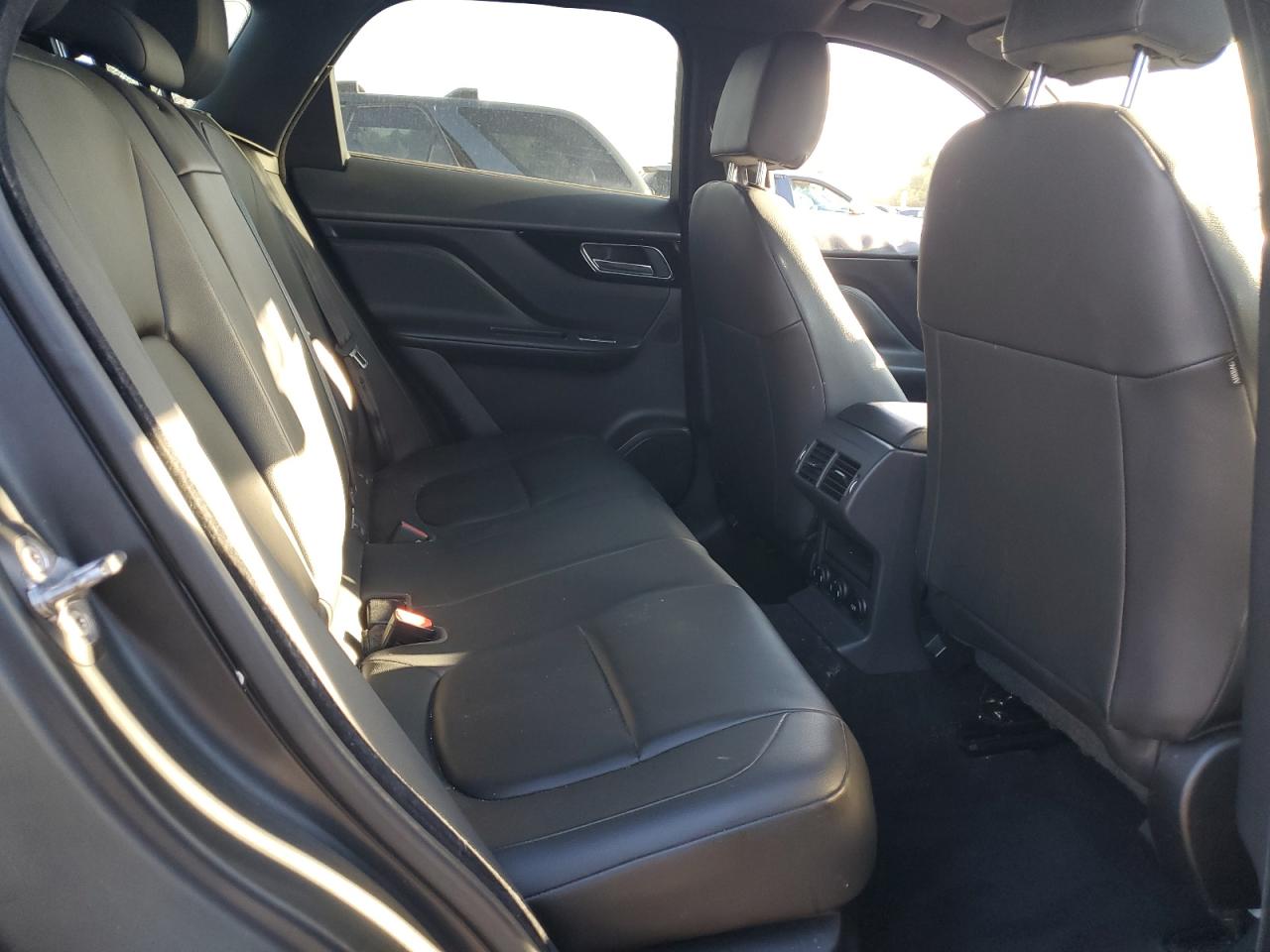 2017 Jaguar F-Pace Premium VIN: SADCJ2BV1HA067263 Lot: 82297835