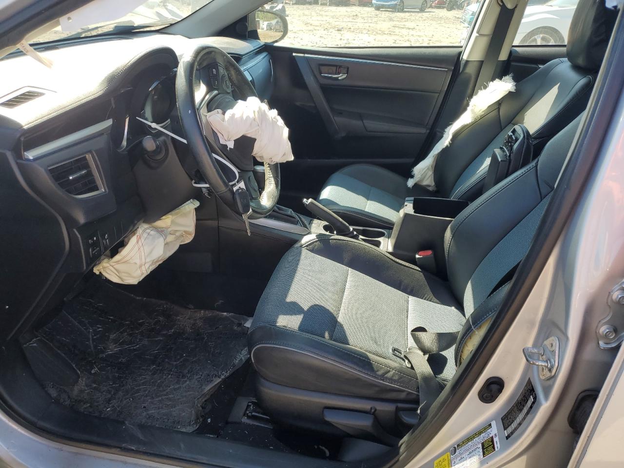 2015 Toyota Corolla L VIN: 2T1BURHE6FC326384 Lot: 82356845