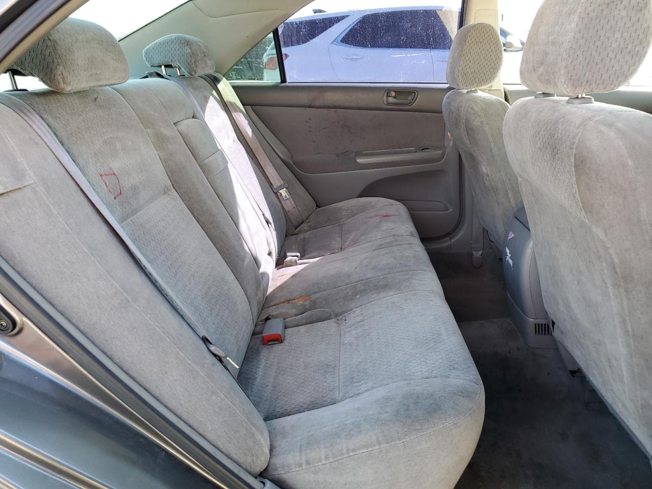 2002 Toyota Camry Le VIN: JTDBE32K720064999 Lot: 82199375