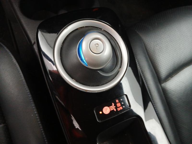 2015 NISSAN LEAF TEKNA 