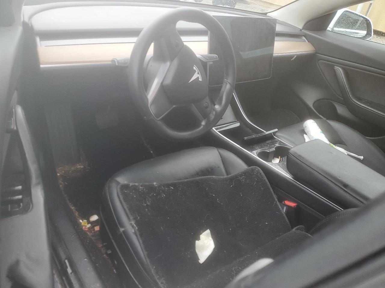 2018 Tesla Model 3 VIN: 5YJ3E1EB5JF181436 Lot: 89871685