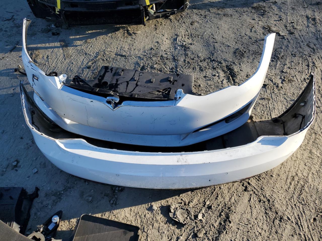 2017 Tesla Model S VIN: 5YJSA1E18HF209285 Lot: 86659065