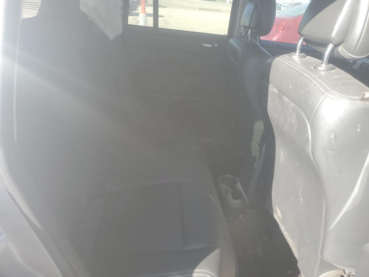 2015 Jeep Compass Sport VIN: 1C4NJCBAXFD246517 Lot: 82579385