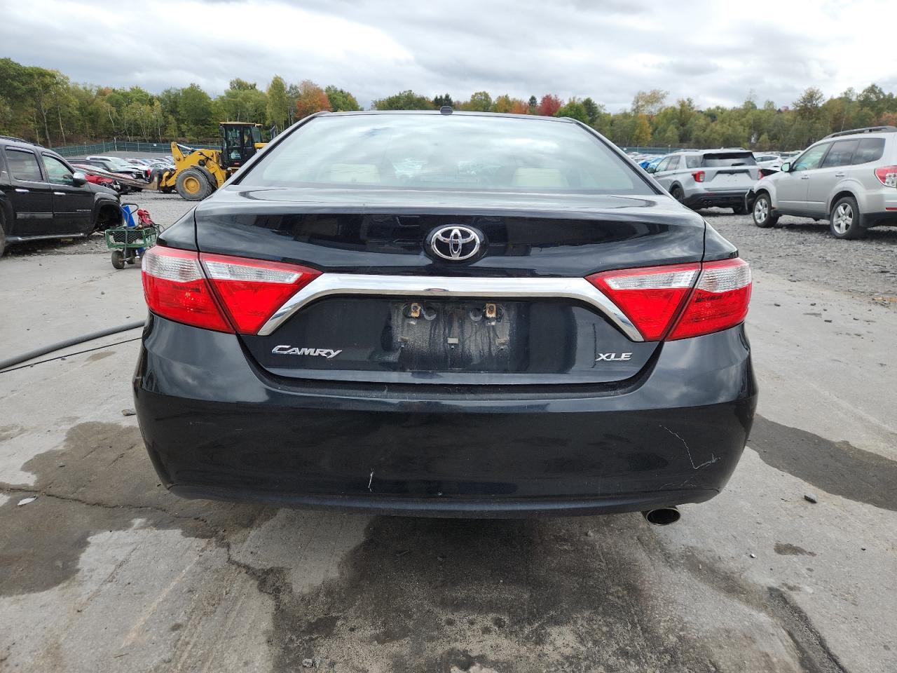 2016 Toyota Camry Le VIN: 4T1BF1FKXGU513695 Lot: 82375215