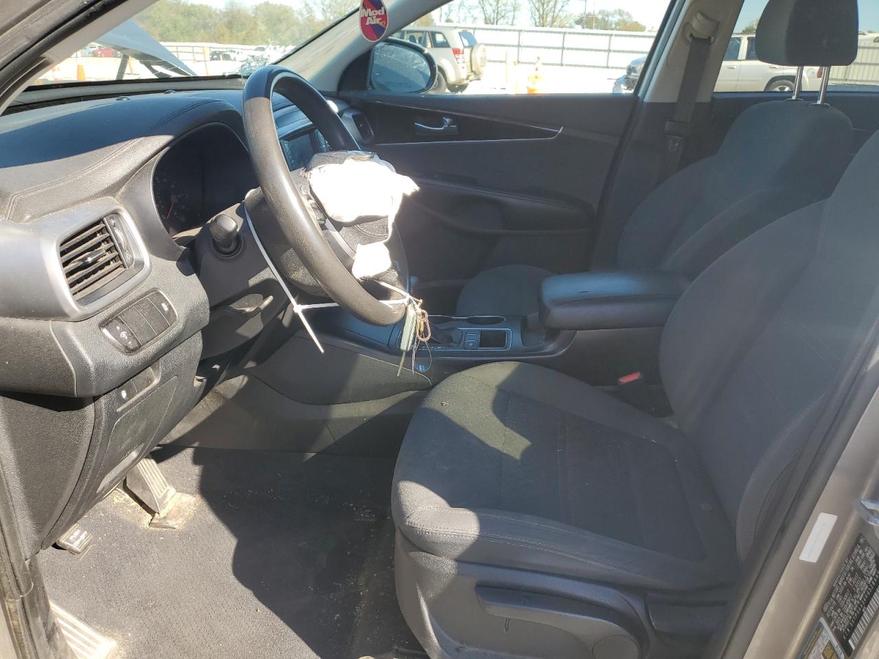 2019 Kia Sorento L VIN: 5XYPG4A34KG528499 Lot: 86126515