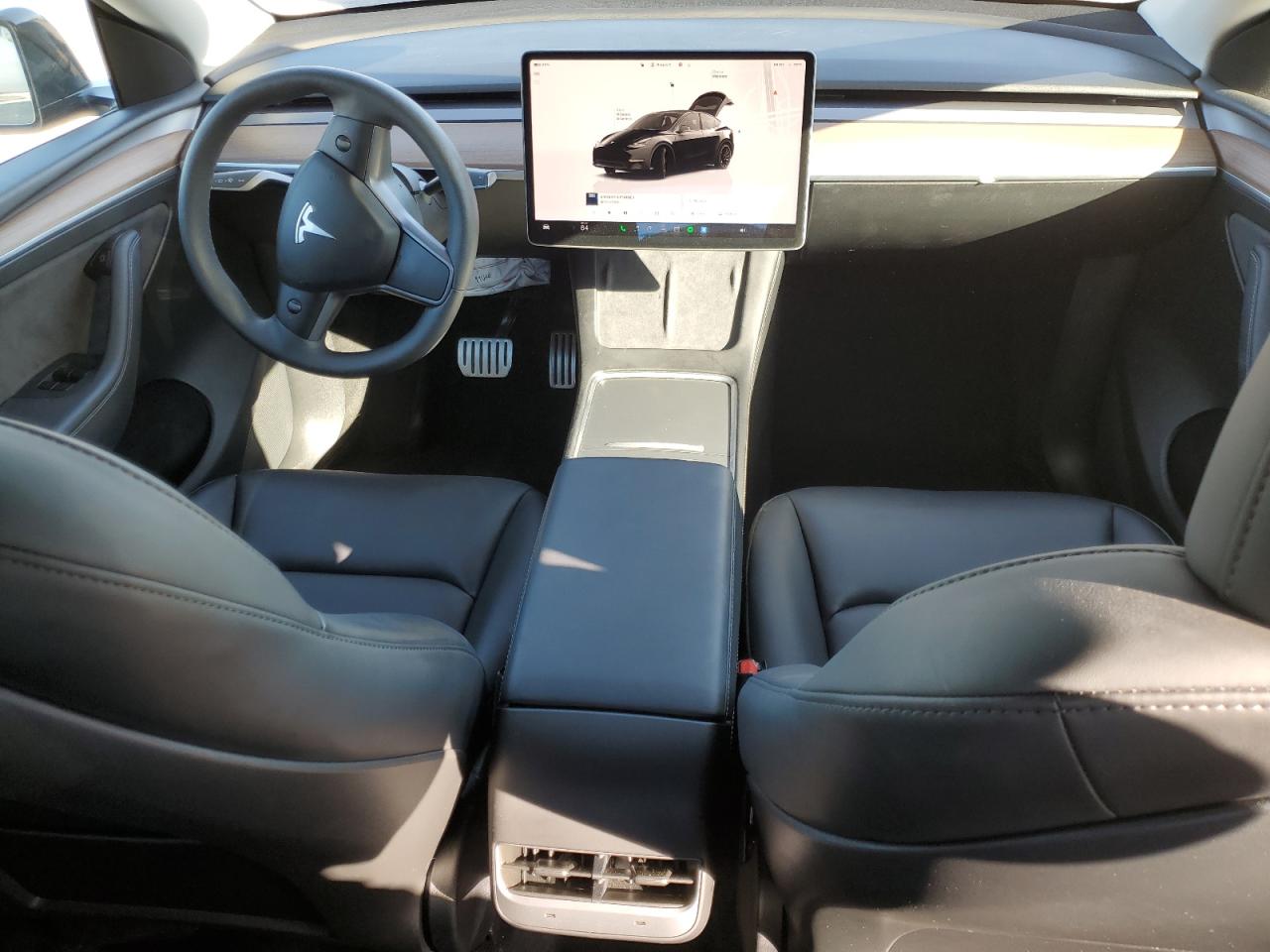 2025 Tesla Model Y VIN: 7SAYGDEF0SF308327 Lot: 85749175