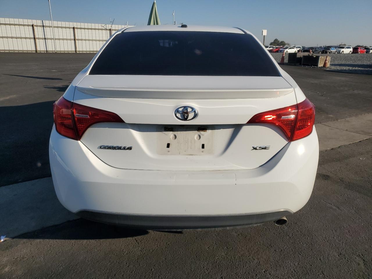2017 Toyota Corolla L VIN: 5YFBURHE0HP694112 Lot: 90848985
