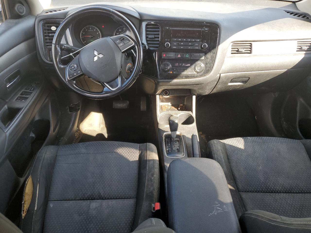 2016 Mitsubishi Outlander Es VIN: JA4AD2A34GZ020927 Lot: 82345905